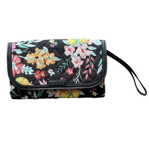 EUC Vera Bradley Wristlet RFID Clutch Wallet leather trimmed Value $75 - Picture 2 of 2